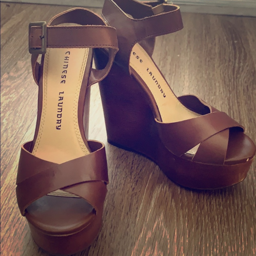 Chinese Laundry wood platform wedges, 5.5